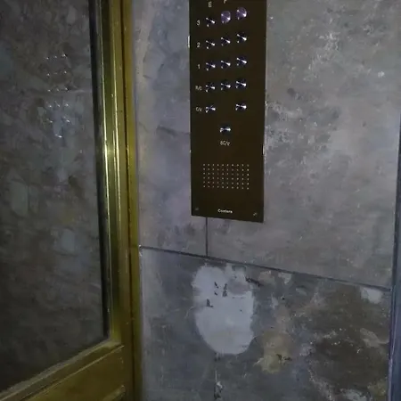 Voyage 63 Guest house *