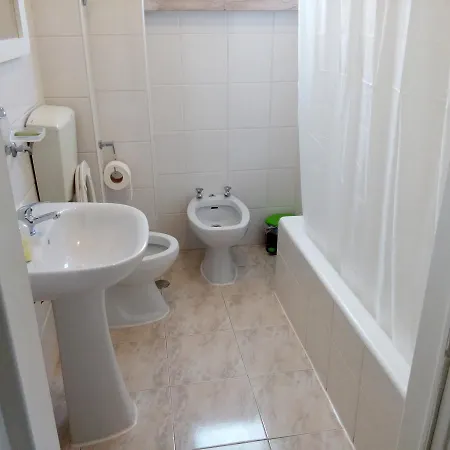 Voyage 63 Guest house *