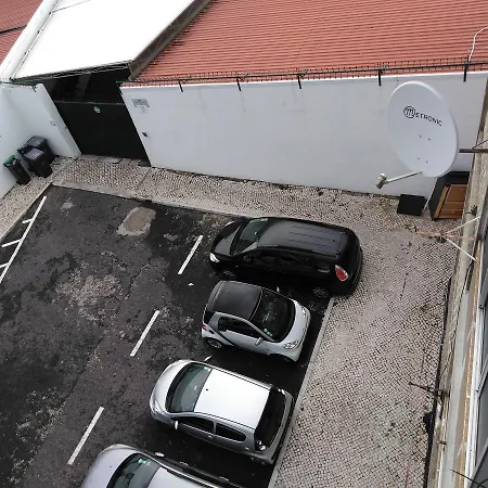 Voyage 63 Гостевой дом Лиссабон